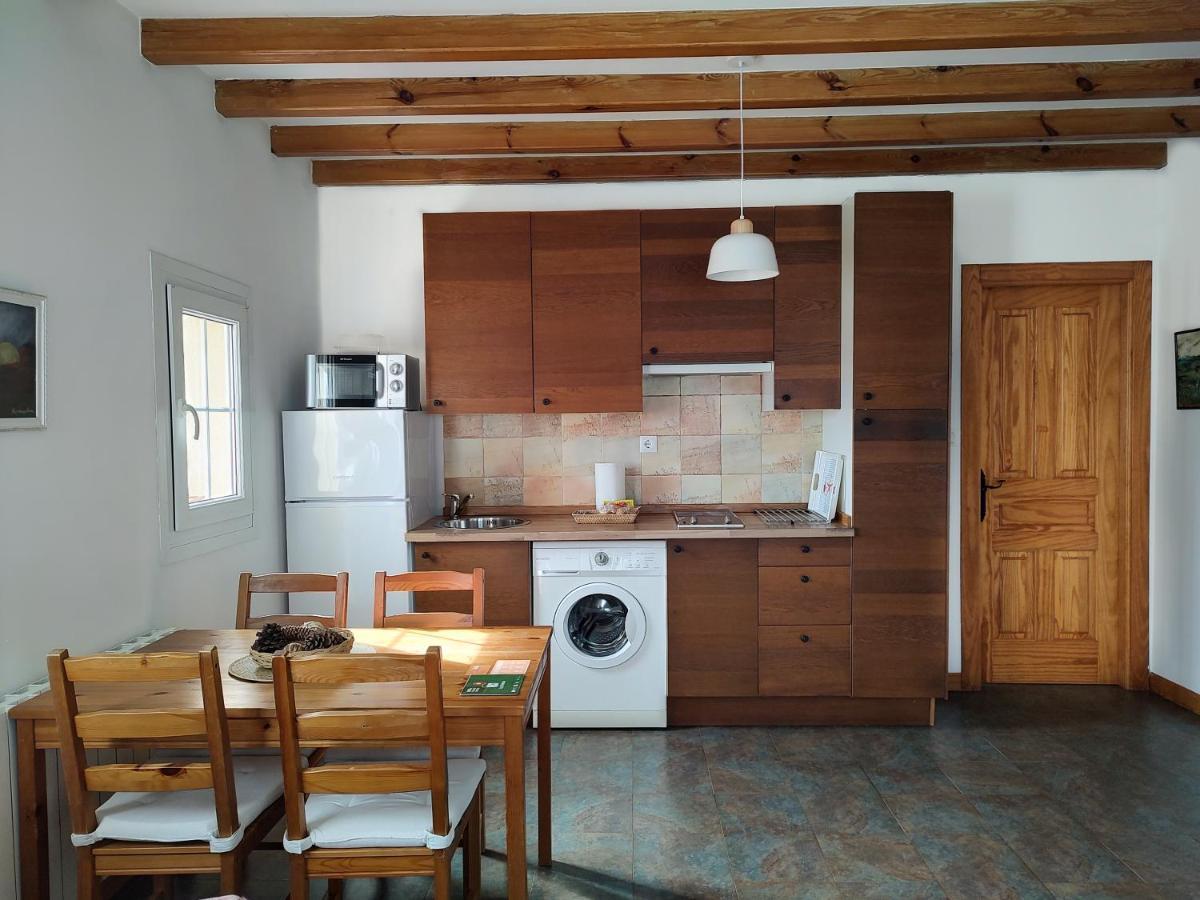 Apartamentos Corona Комилас Екстериор снимка